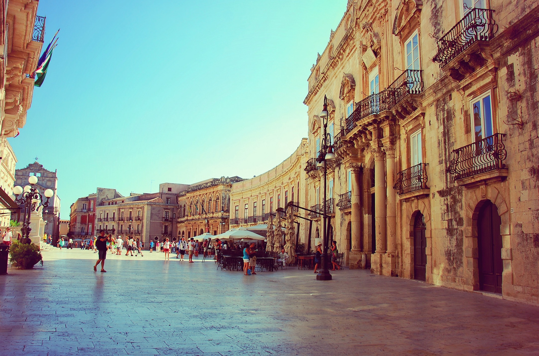 Siracusa avenue